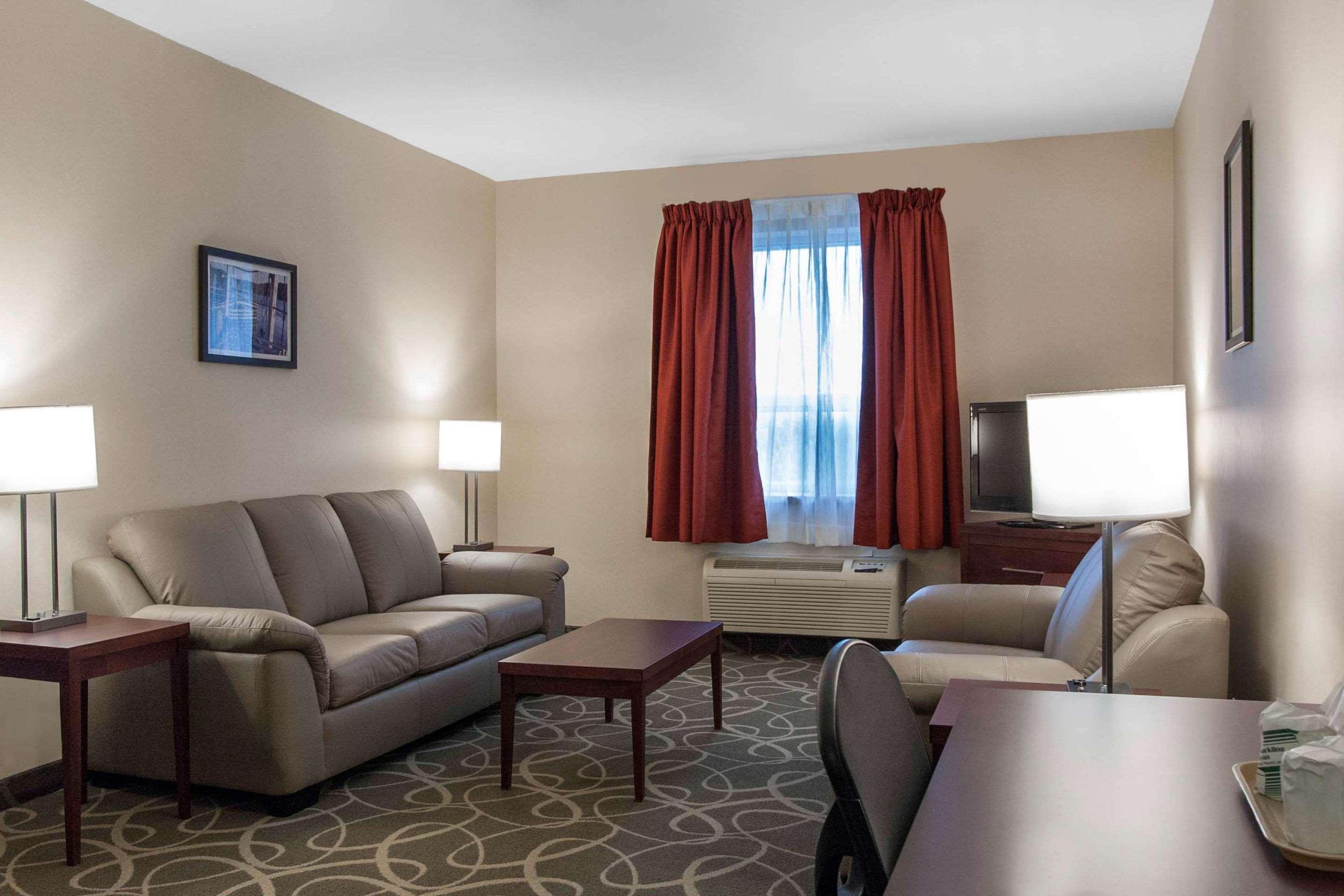 Quality Hotel & Suites Gander Exterior foto