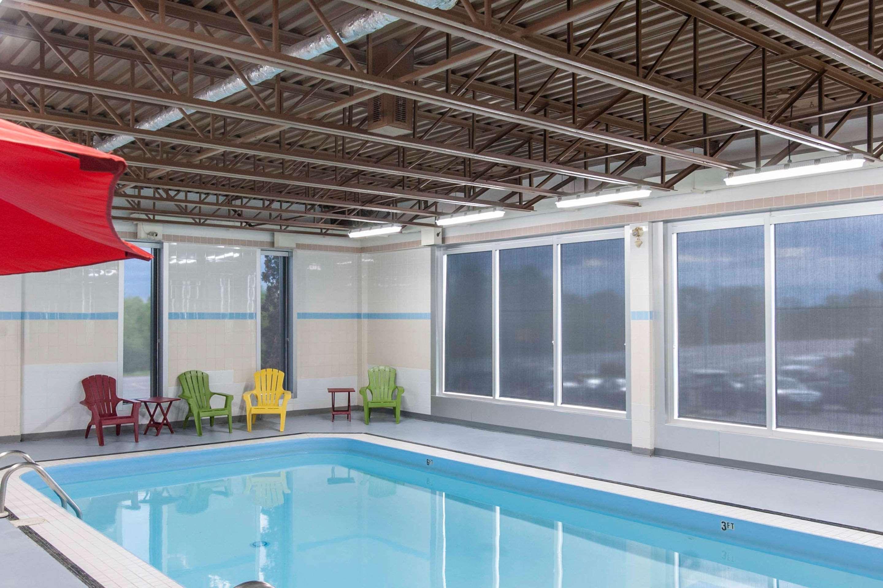 Quality Hotel & Suites Gander Exterior foto