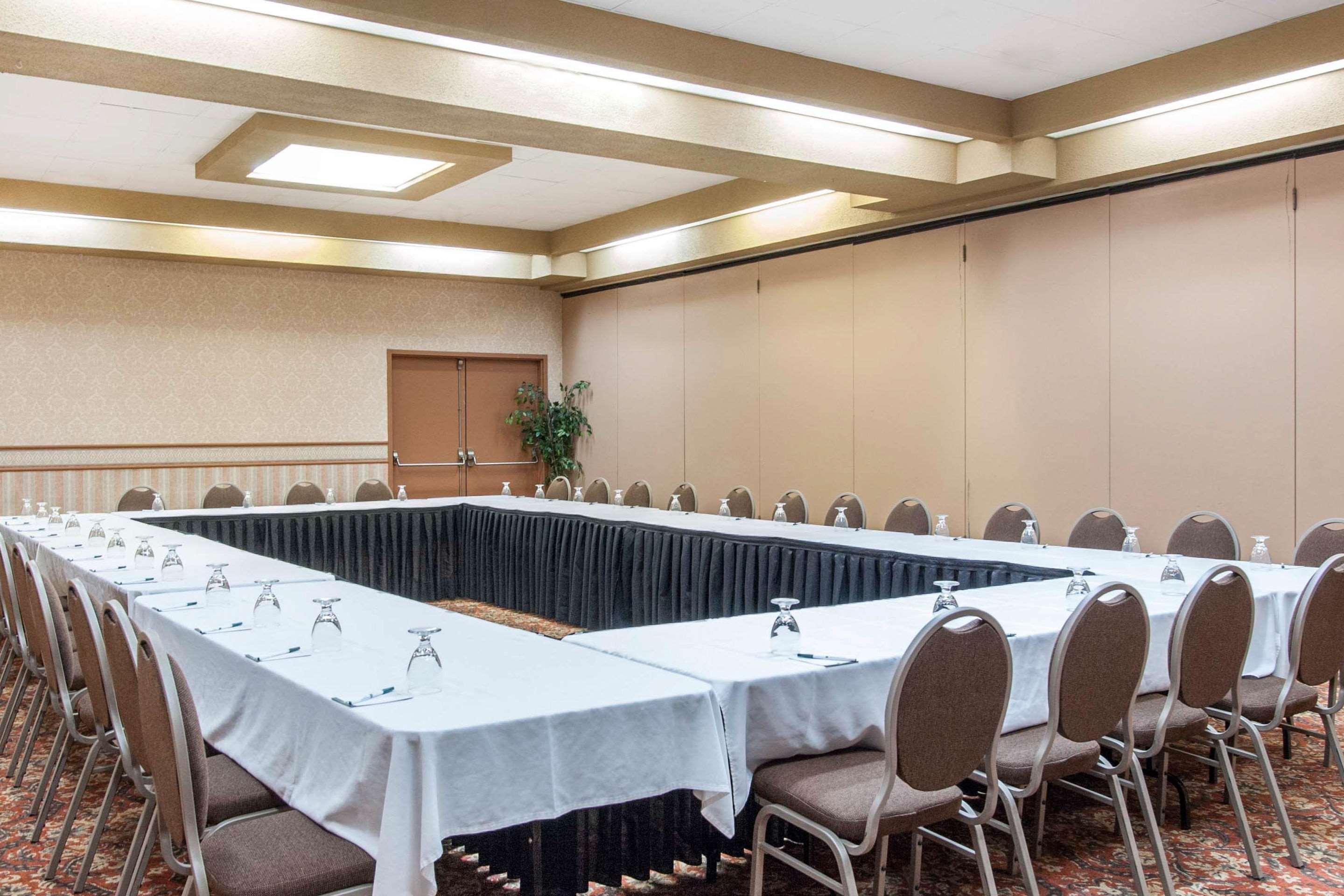 Quality Hotel & Suites Gander Exterior foto